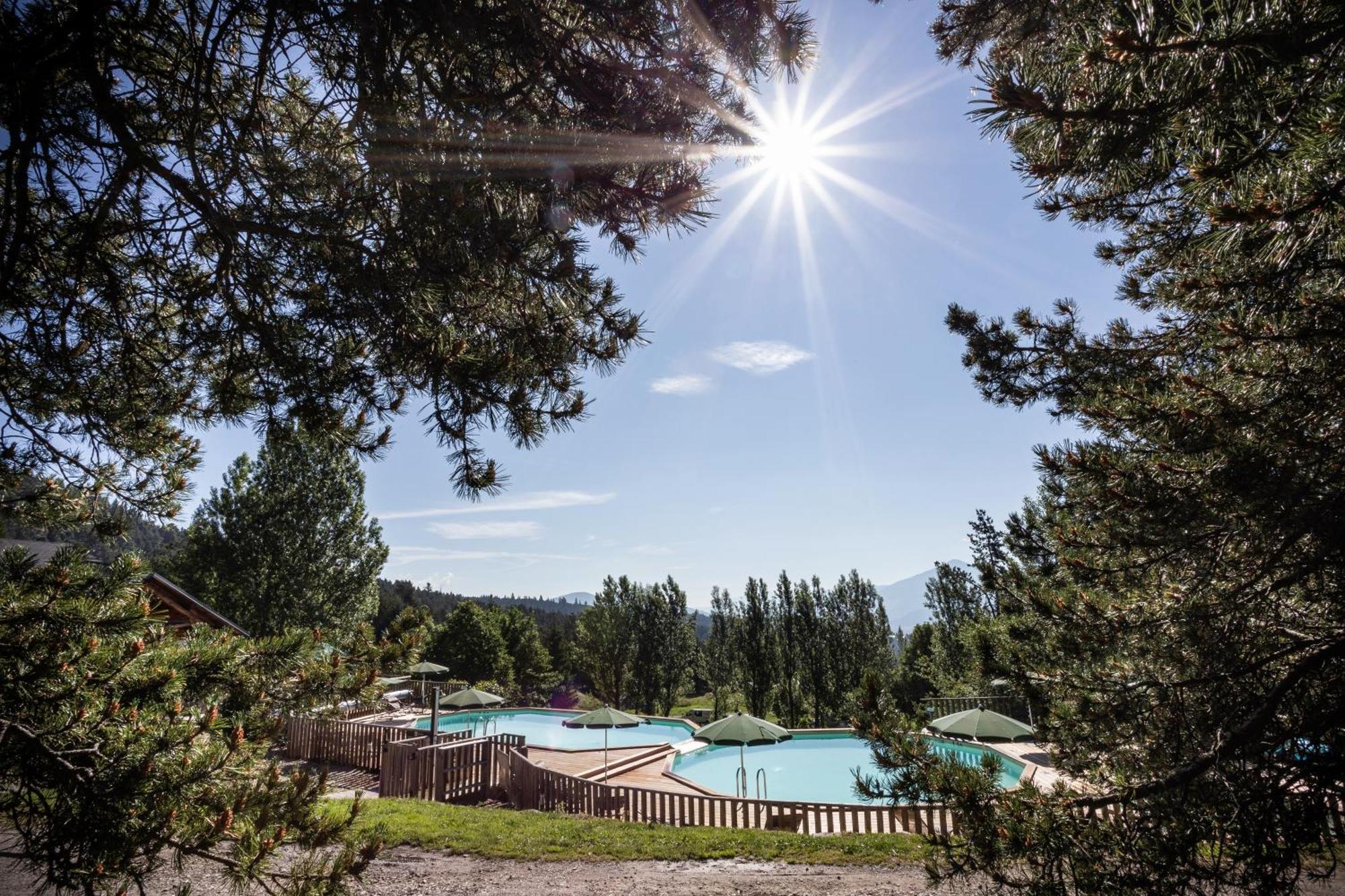 Huttopia Font Romeu Bagian luar foto